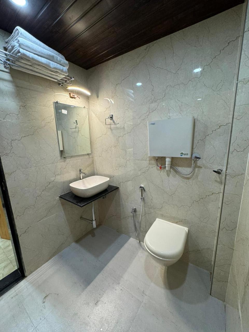 Hotel National - Grant Road Βομβάη Εξωτερικό φωτογραφία