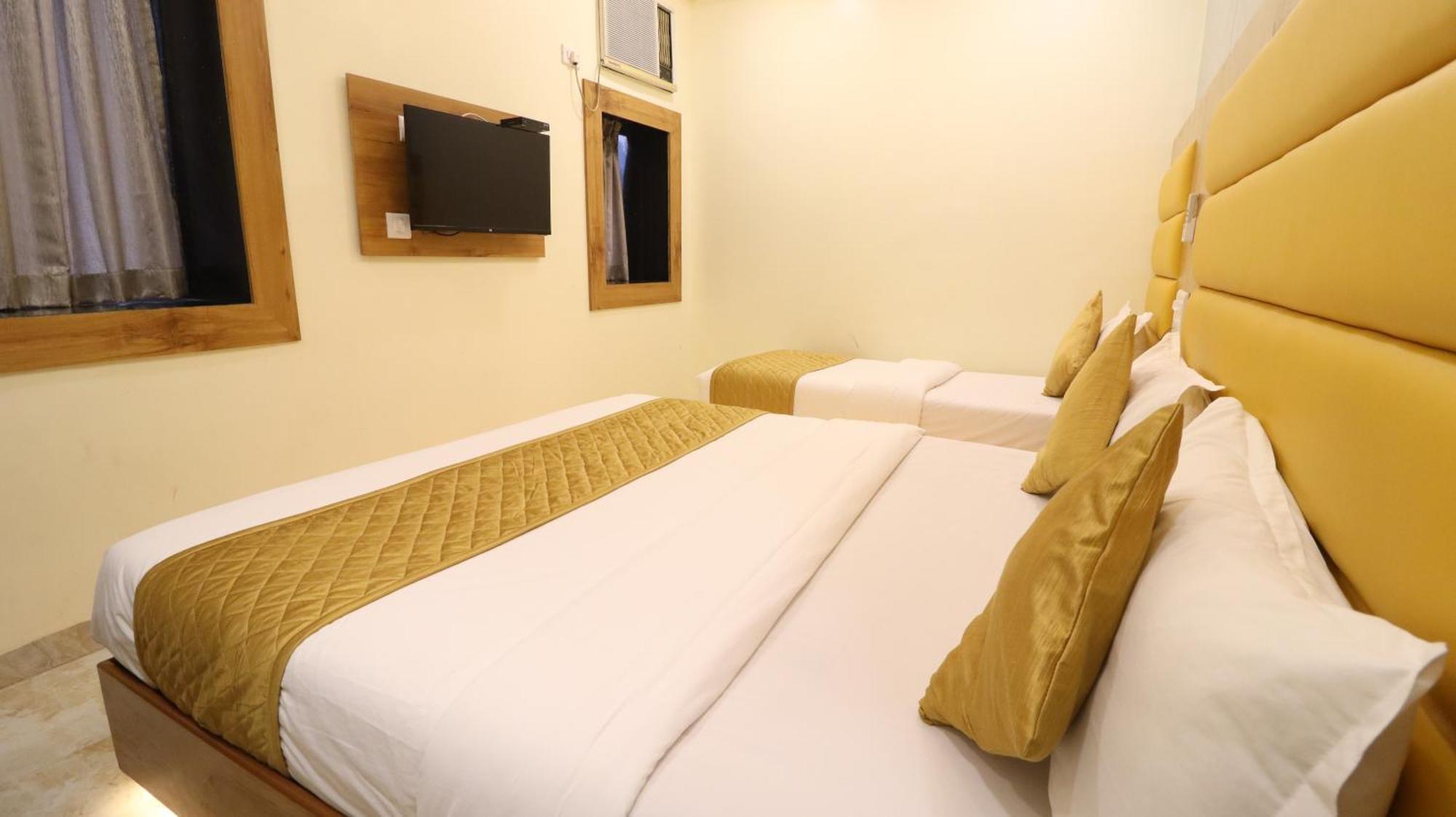 Hotel National - Grant Road Βομβάη Εξωτερικό φωτογραφία