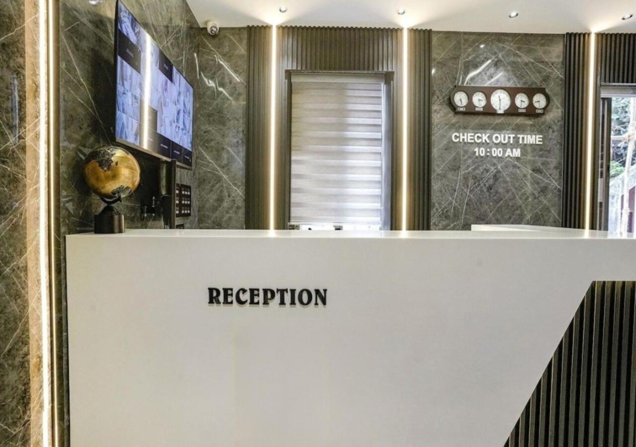 Hotel National - Grant Road Βομβάη Εξωτερικό φωτογραφία