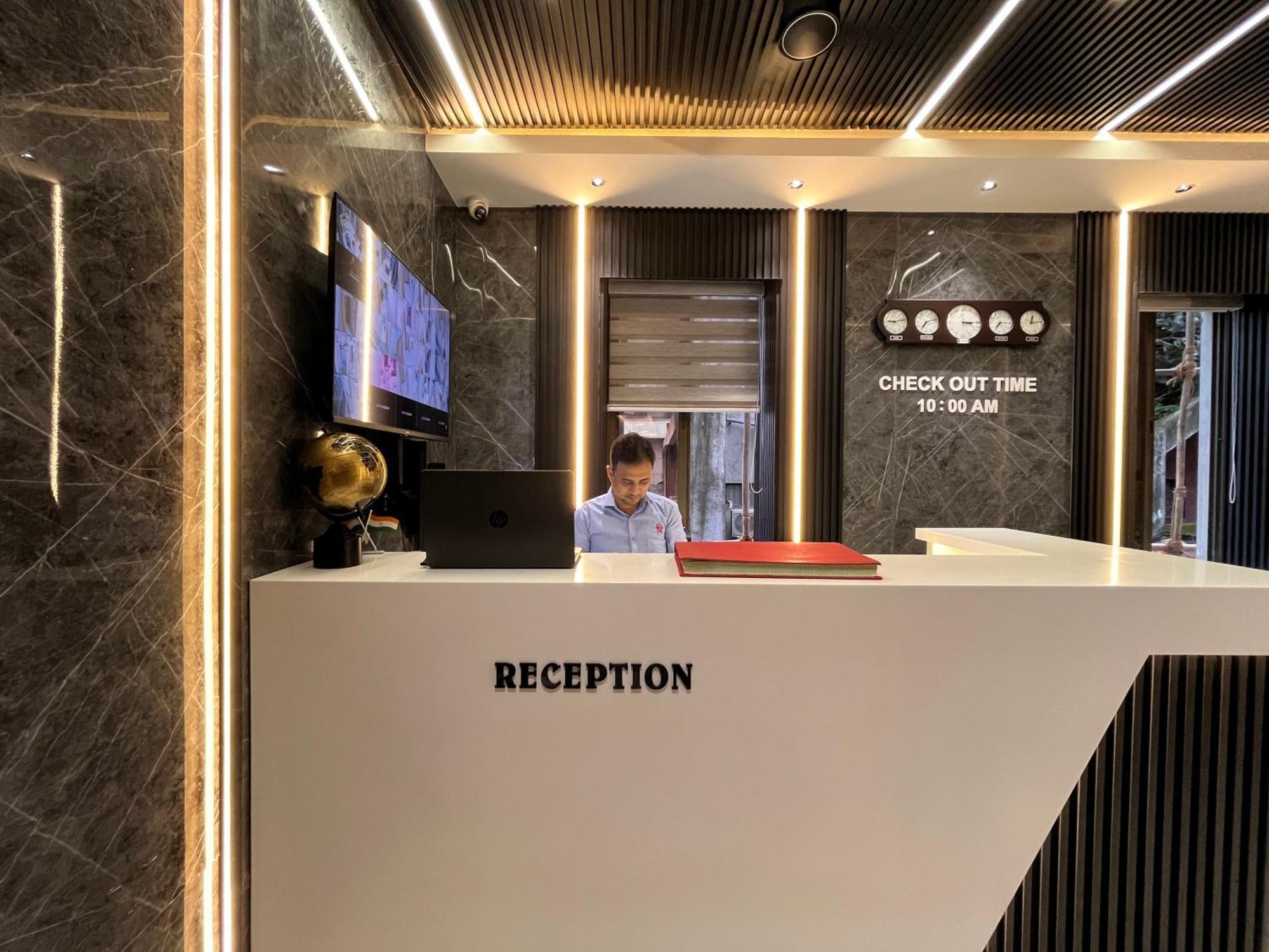 Hotel National - Grant Road Βομβάη Εξωτερικό φωτογραφία