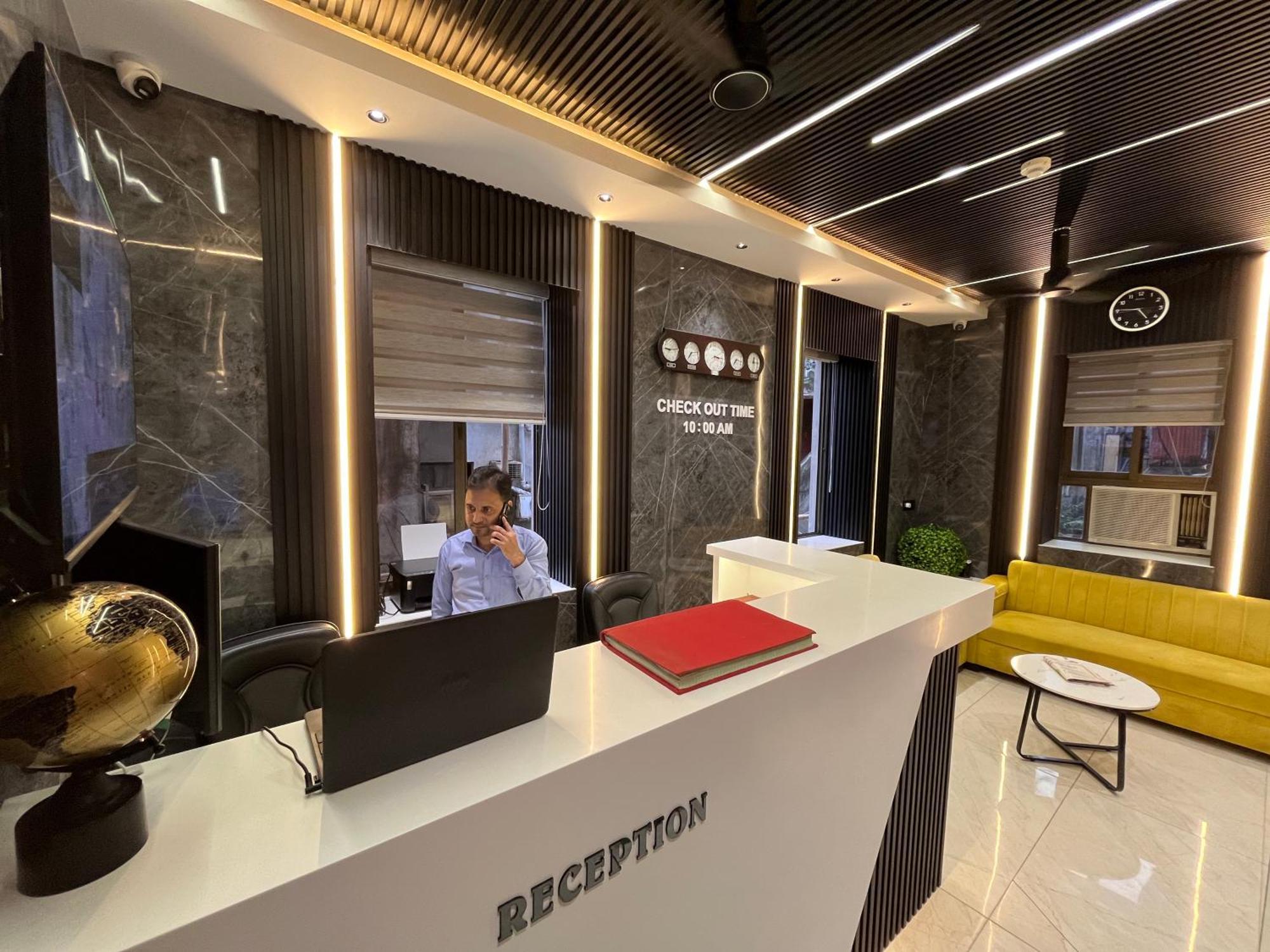 Hotel National - Grant Road Βομβάη Εξωτερικό φωτογραφία
