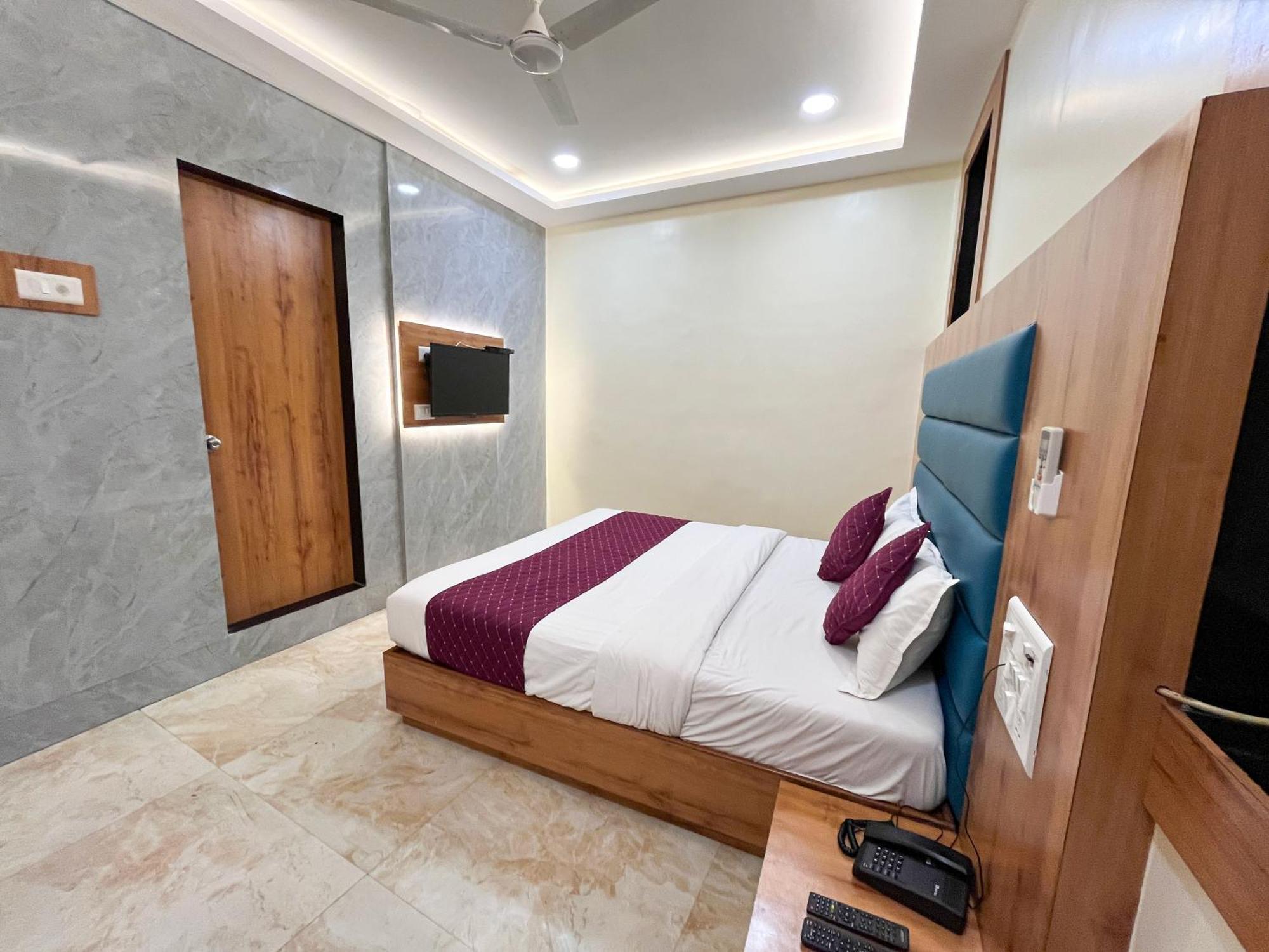 Hotel National - Grant Road Βομβάη Εξωτερικό φωτογραφία