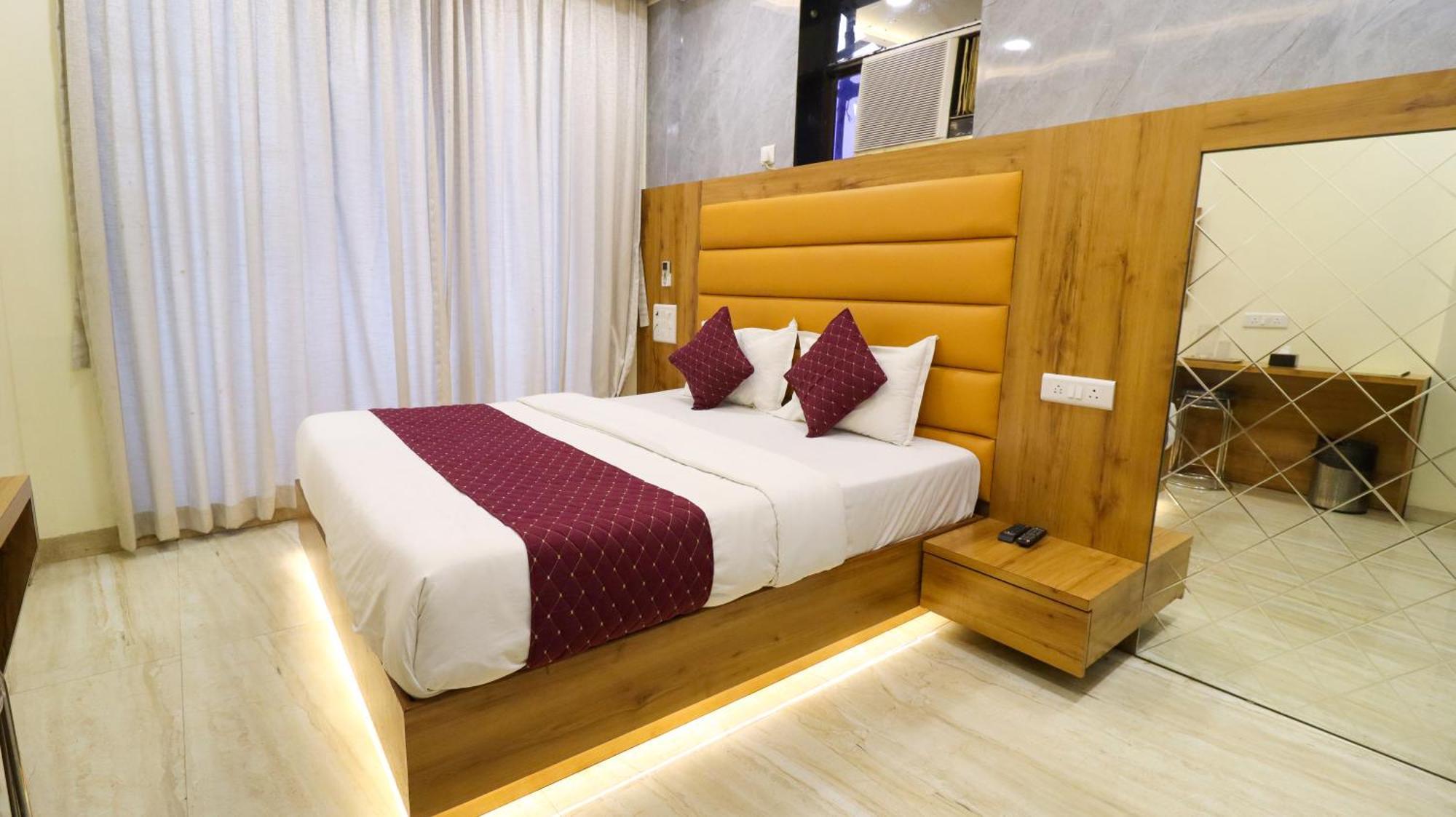 Hotel National - Grant Road Βομβάη Εξωτερικό φωτογραφία