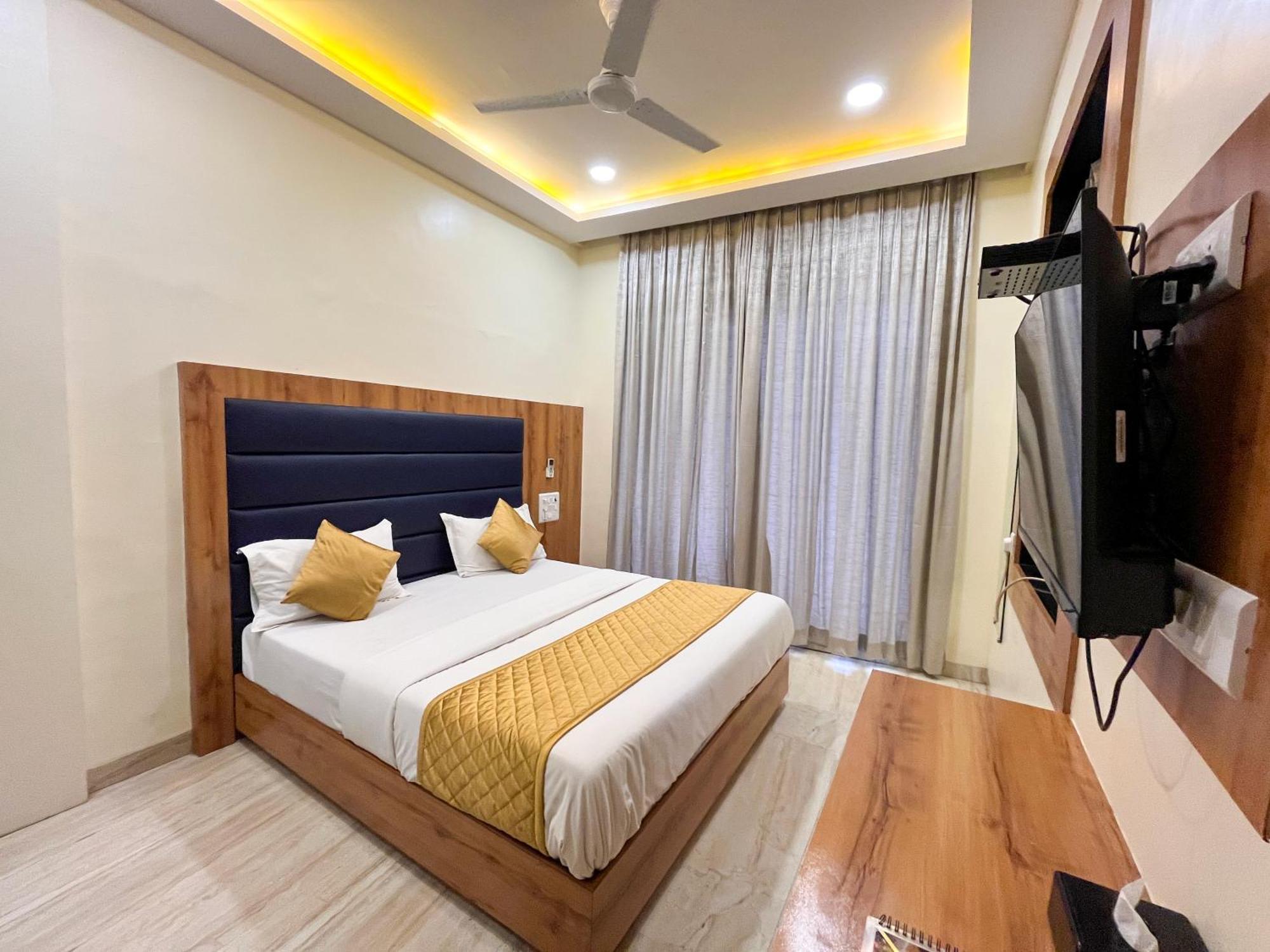Hotel National - Grant Road Βομβάη Εξωτερικό φωτογραφία