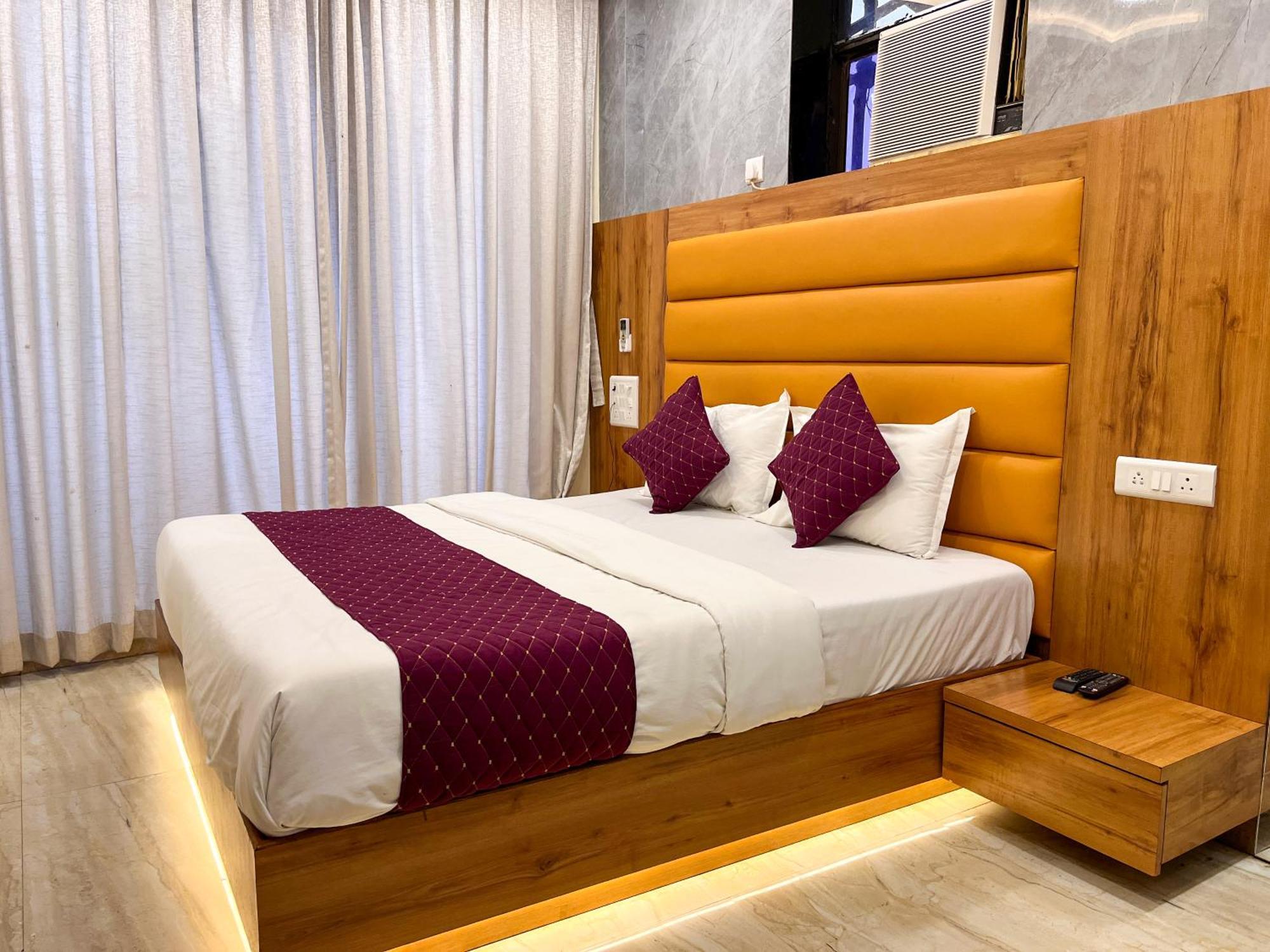 Hotel National - Grant Road Βομβάη Εξωτερικό φωτογραφία