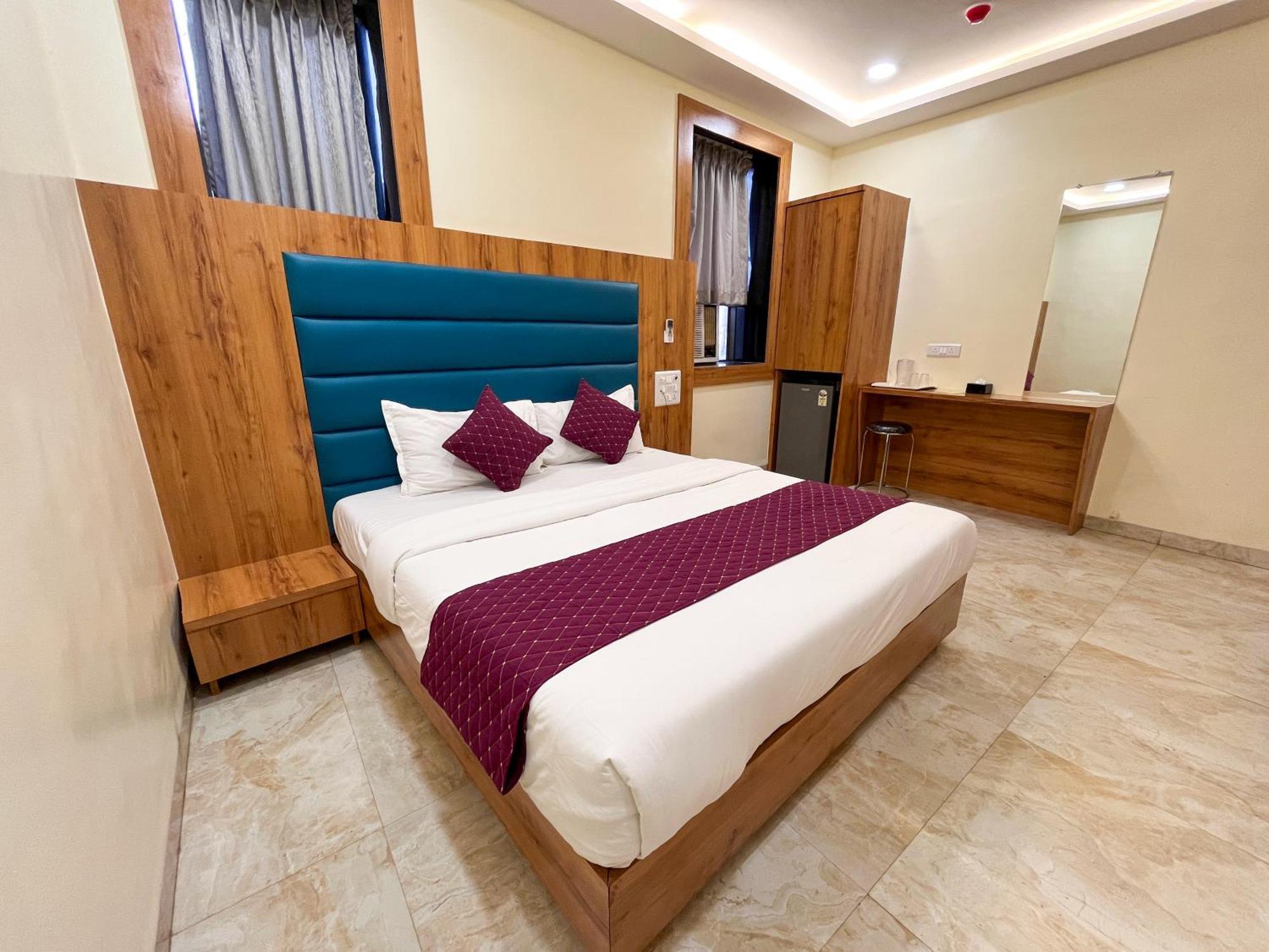 Hotel National - Grant Road Βομβάη Εξωτερικό φωτογραφία